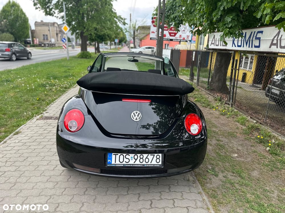 Volkswagen New Beetle 1.6 - 9