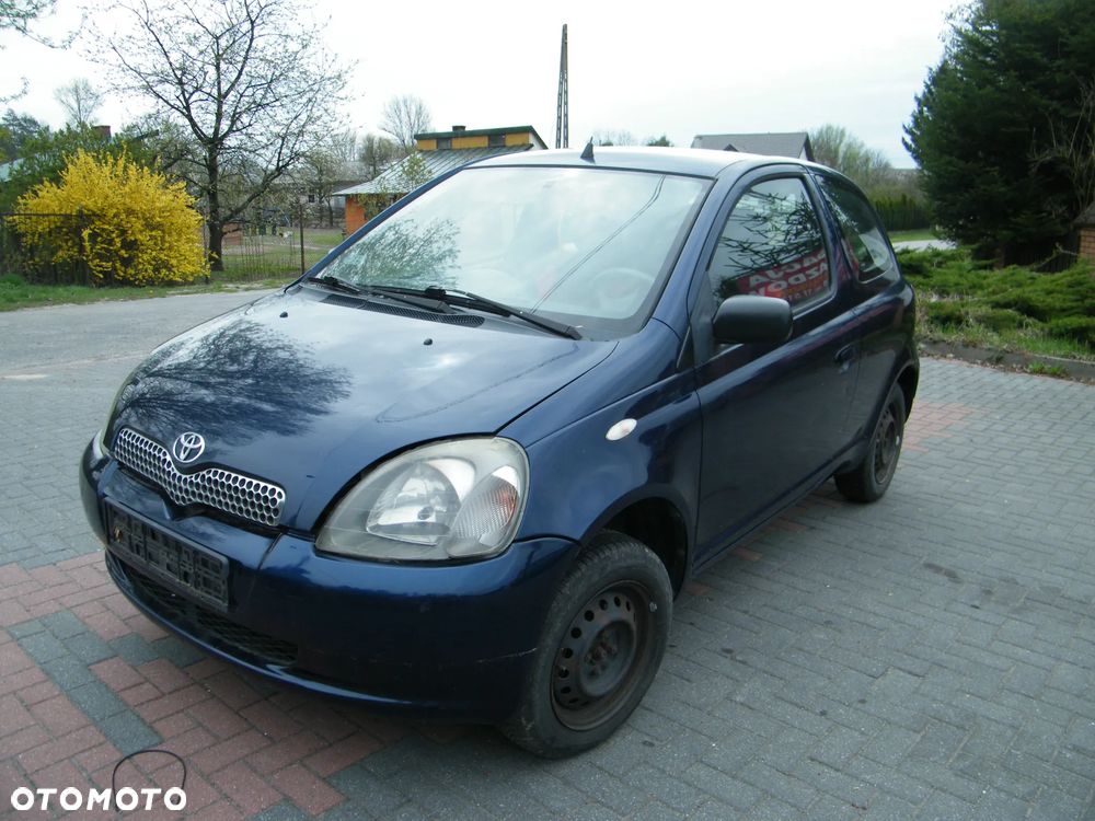 KOMPLETNY PRZÓD Toyota Yaris P1 (Przed Lift) 99-03r 8P4 lakier kolor granatowy Europa MASKA LAMPA ZDERZAK BŁOTNIK GRILL ATRAPA PAS PRZEDNI WZMOCNIENIE CZOŁOWE CHŁODNICA do założenia bez malowania - 2