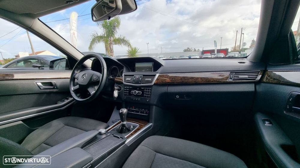 Mercedes-Benz E 220 CDi Elegance BE 136g - 33