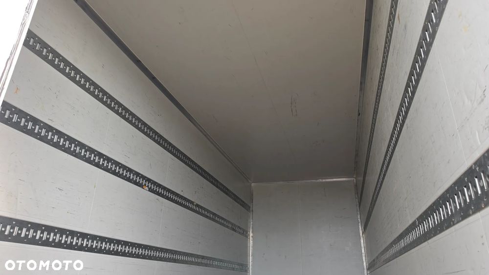 Krone 25.500netto 5xIZOTERMA KRONE BDF 7.45x.2.65 DRZWI MOŻLIWOŚĆ TRANSPORTU - 5