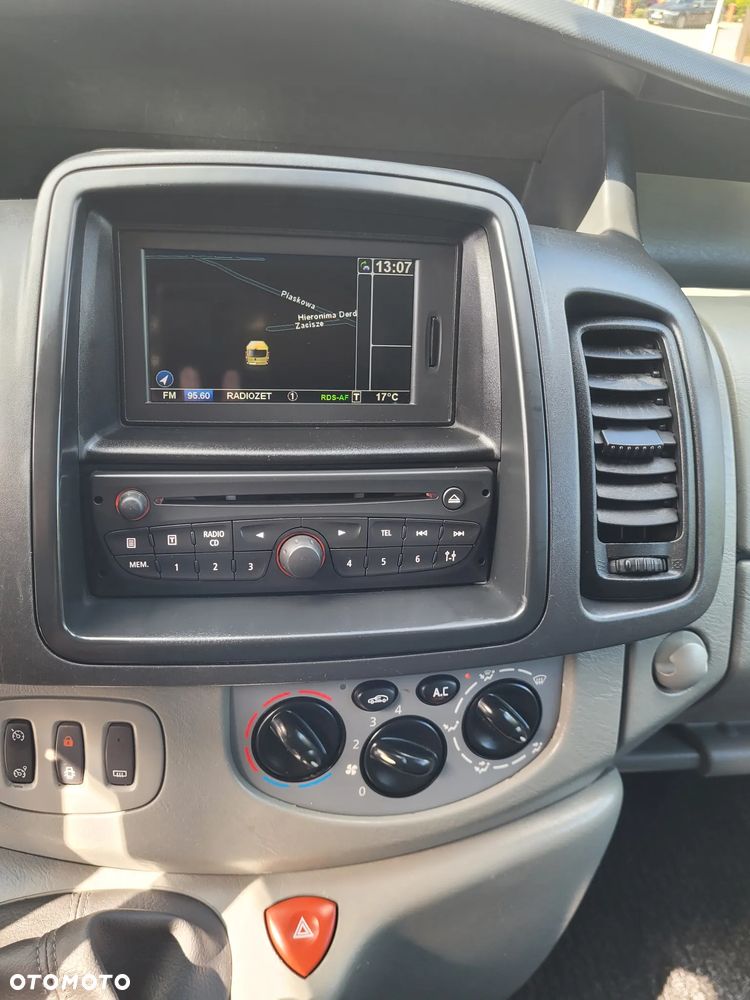 Opel Vivaro - 9