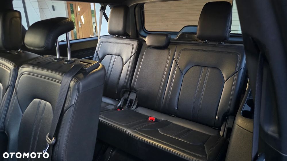 Ford Expedition - 17