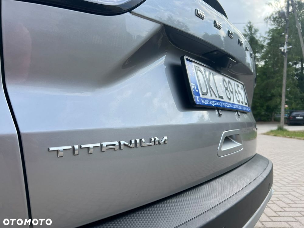 Ford Escape 2.0 EcoBoost AWD Titanium - 6