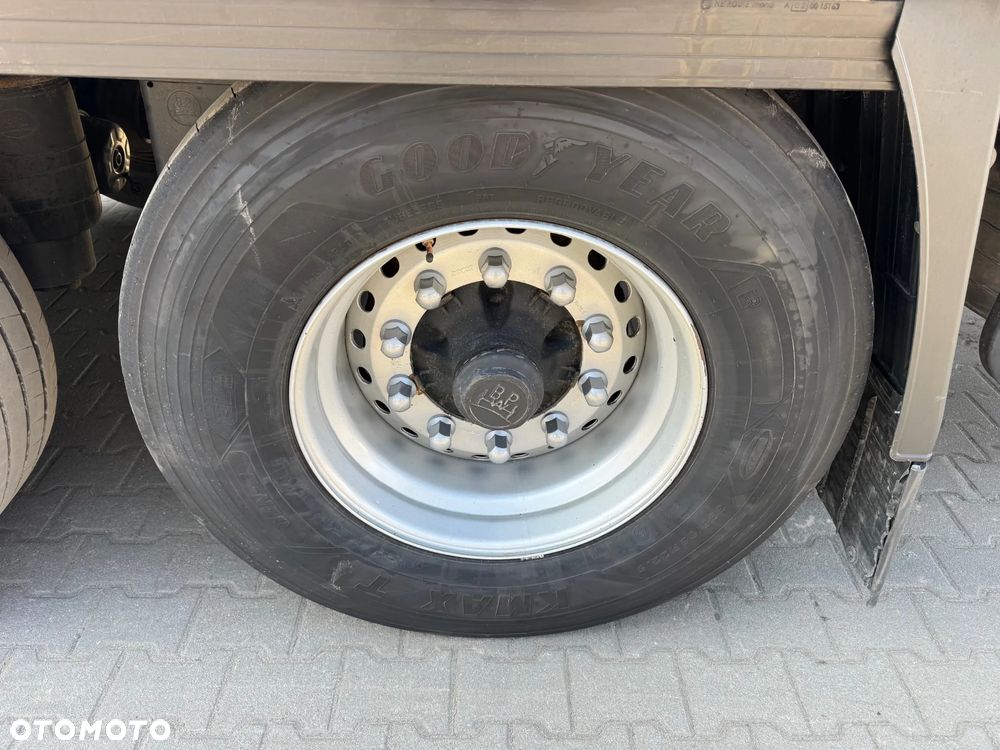 Krone Hakowa, Thermo King SLXi 400 - 25