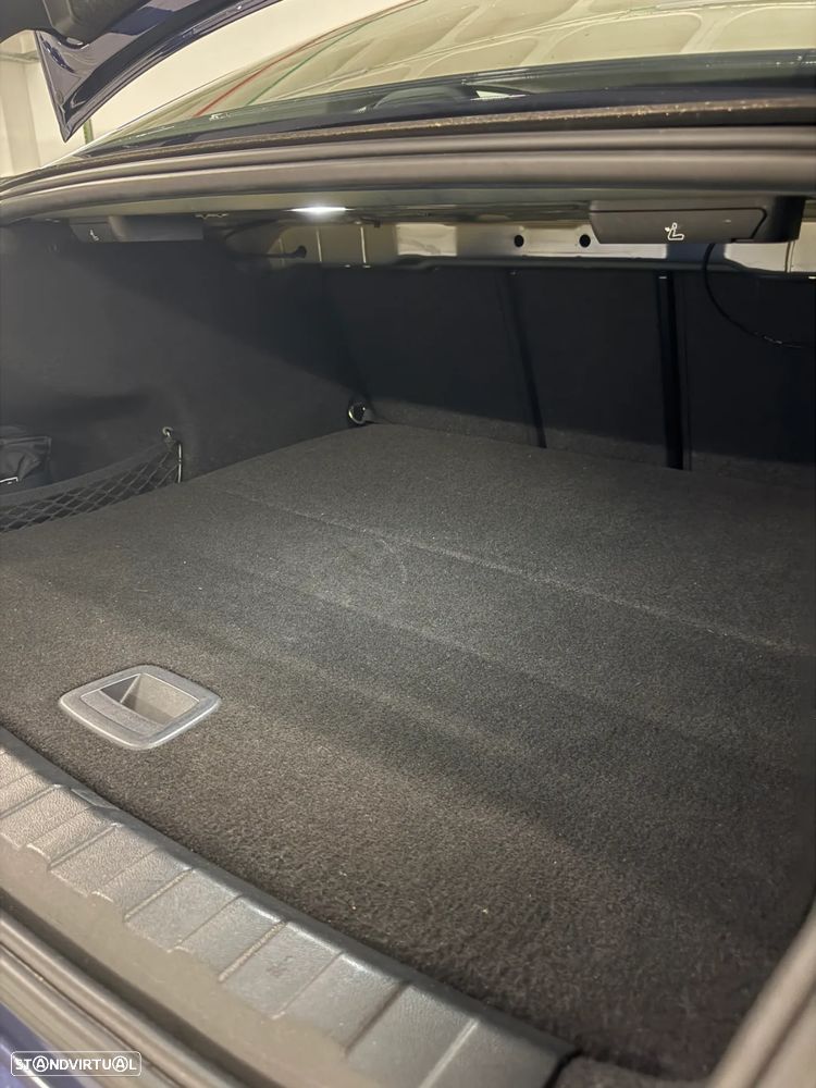 BMW 330 e Aut. Advantage - 30