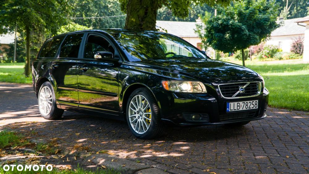 Volvo V50 - 1