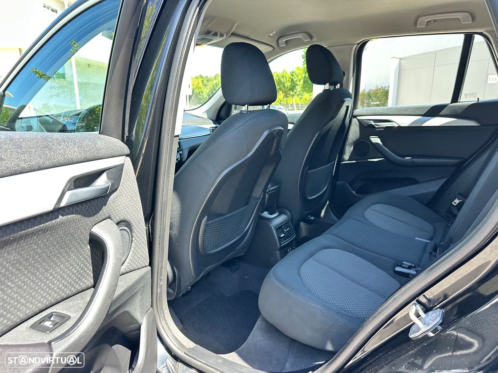 BMW X1 18 d sDrive Auto Advantage - 30