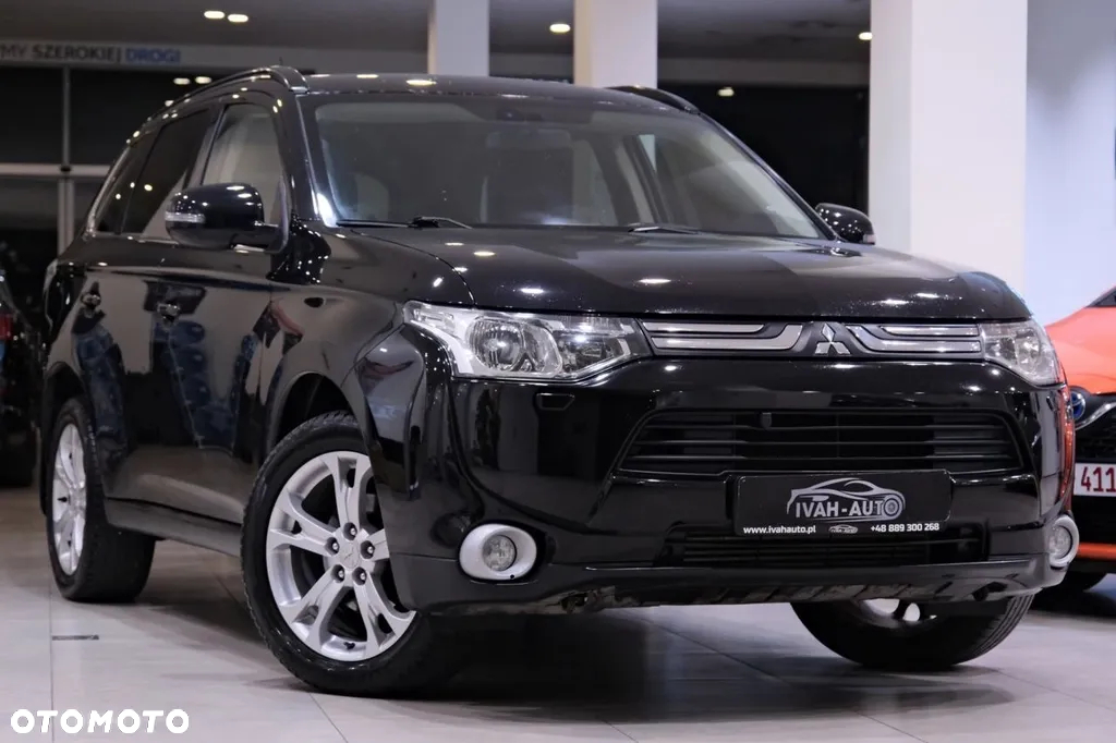 Mitsubishi Outlander 2.2 DI-D 4WD Diamant Edition - 3