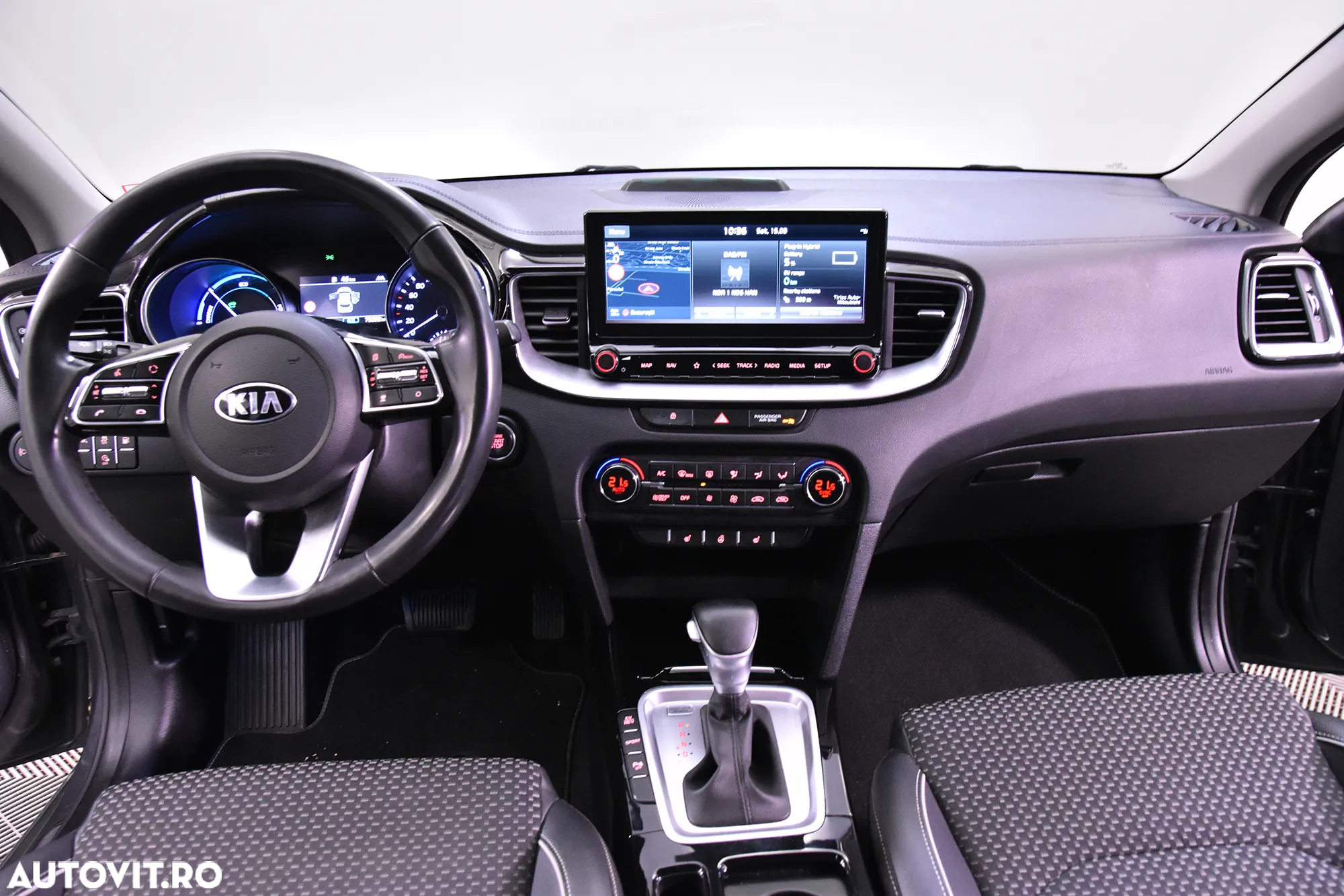 Kia XCeed - 9