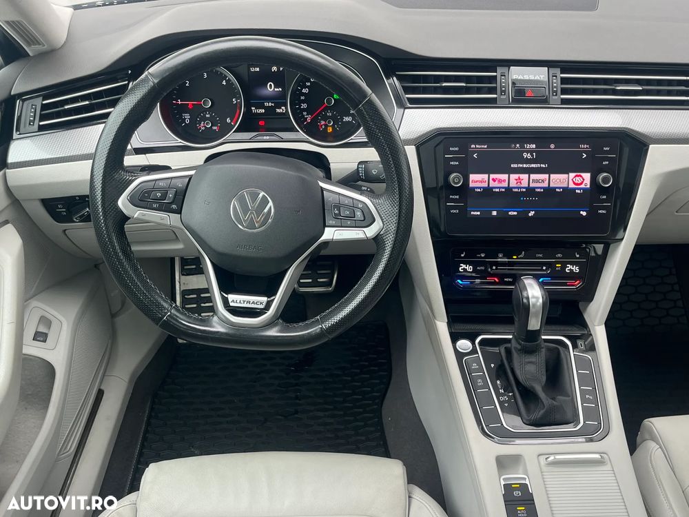 Volkswagen Passat Alltrack 2.0 TDI 4Mot DSG - 9