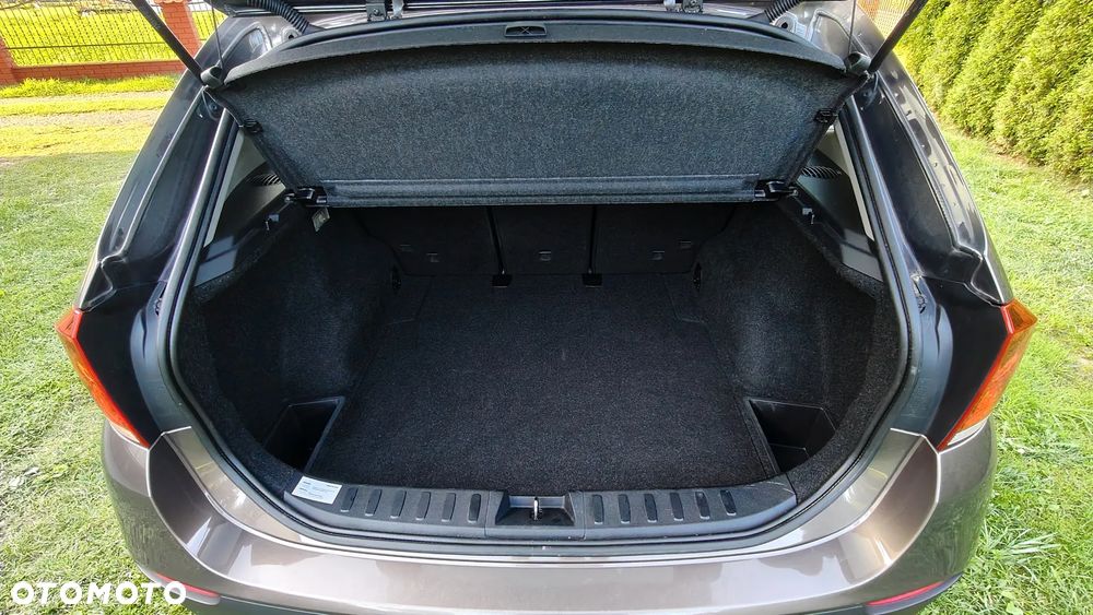 BMW X1 sDrive18d xLine - 27