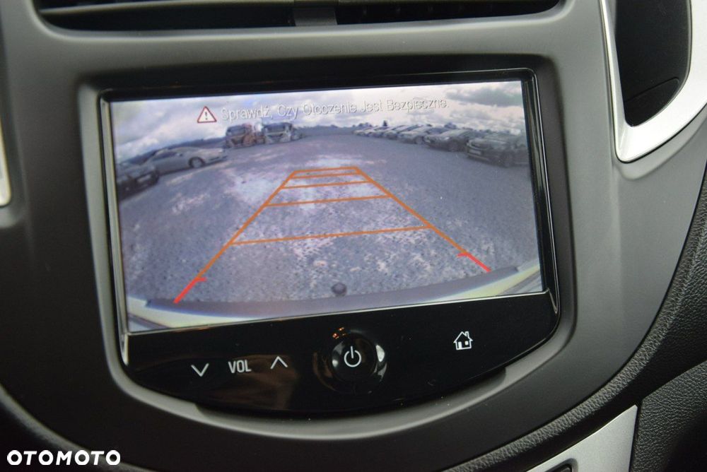 Chevrolet Trax 1.6 LT - 19