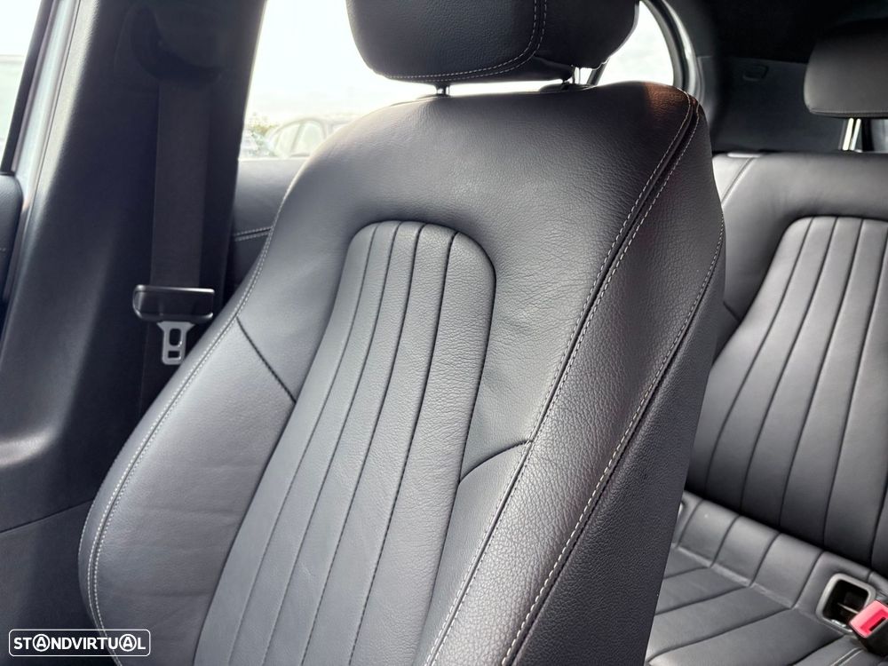 Mercedes-Benz A 180 7G-DCT Progressive - 38