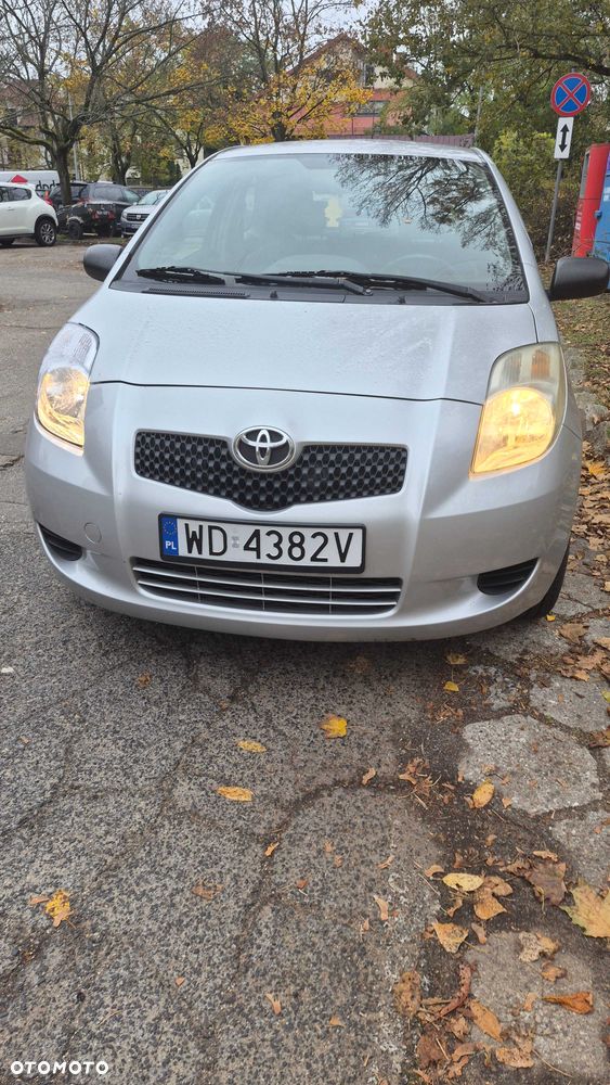 Toyota Yaris - 3