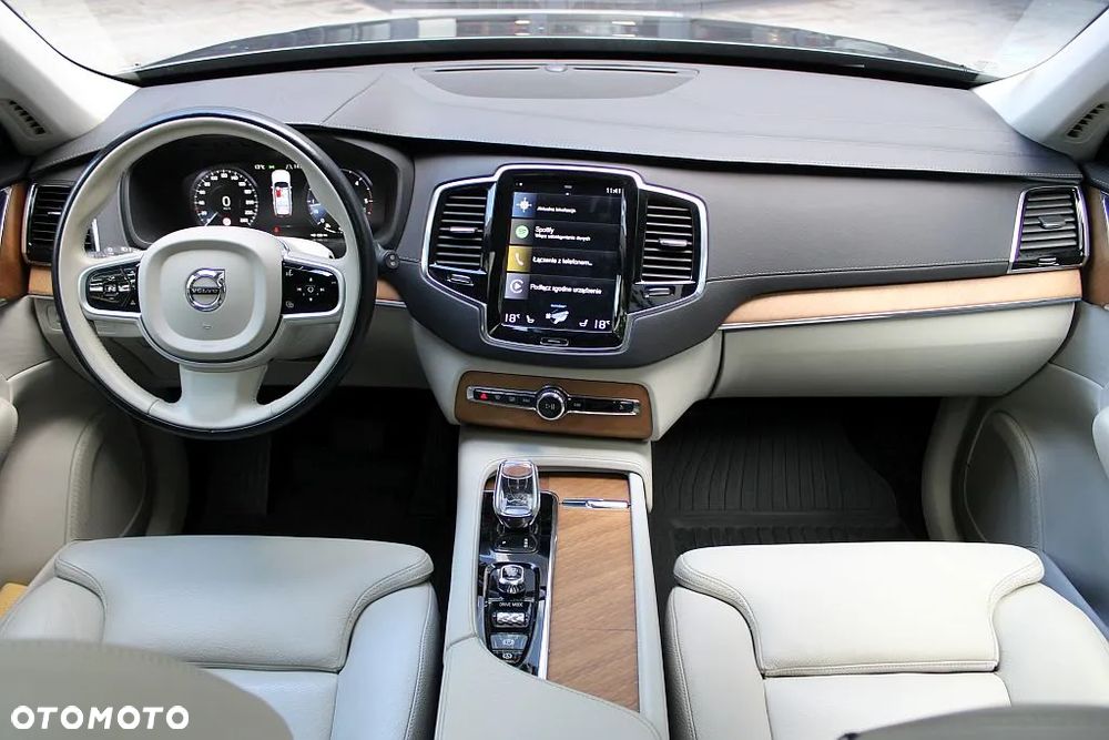 Volvo XC 90 D5 AWD Inscription - 16