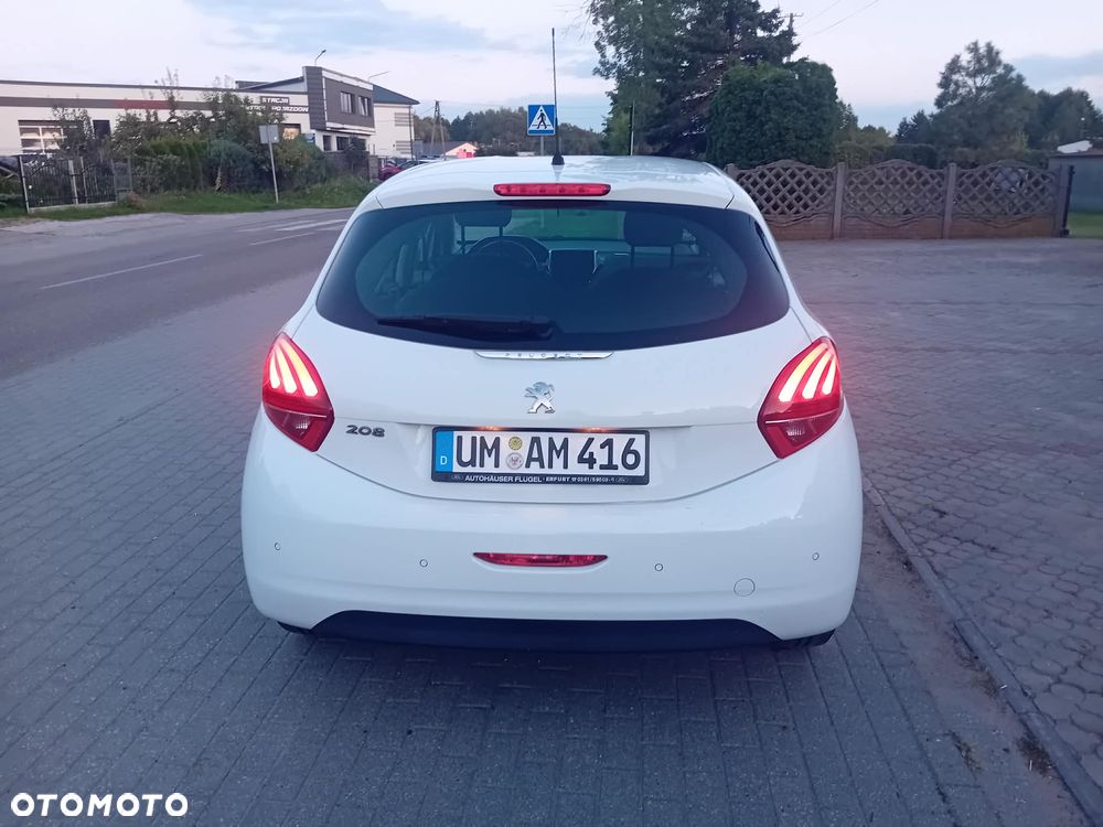 Peugeot 208 PureTech 82 Start & Stop Active - 11
