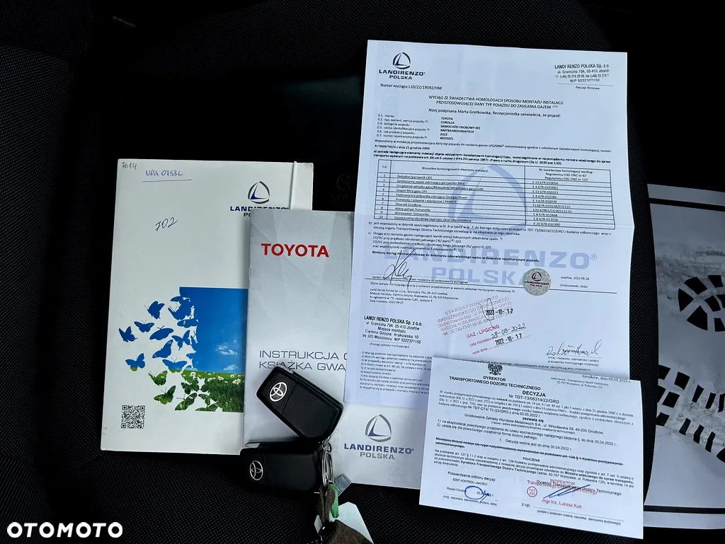 Toyota Corolla - 10