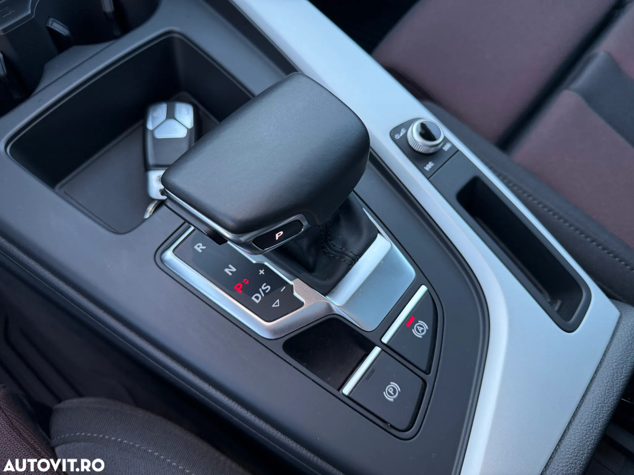 Audi A4 40 TDI S tronic S line - 19