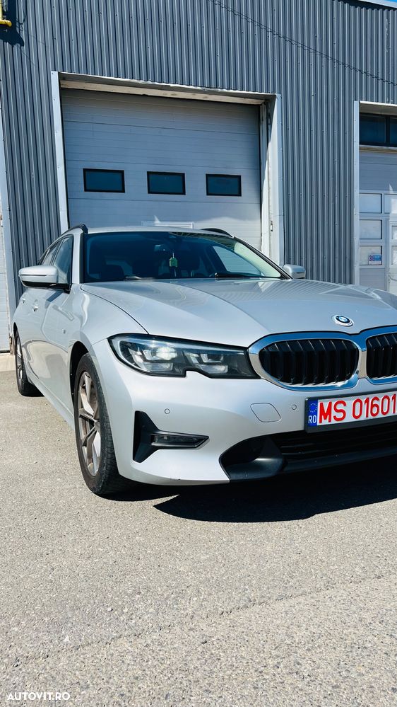 BMW Seria 3 320d AT MHEV - 2
