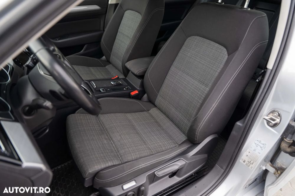 Volkswagen Passat 1.5 TSI OPF DSG Comfortline - 13