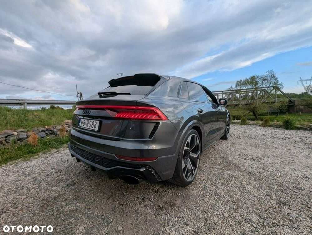 Audi RS Q8 - 5