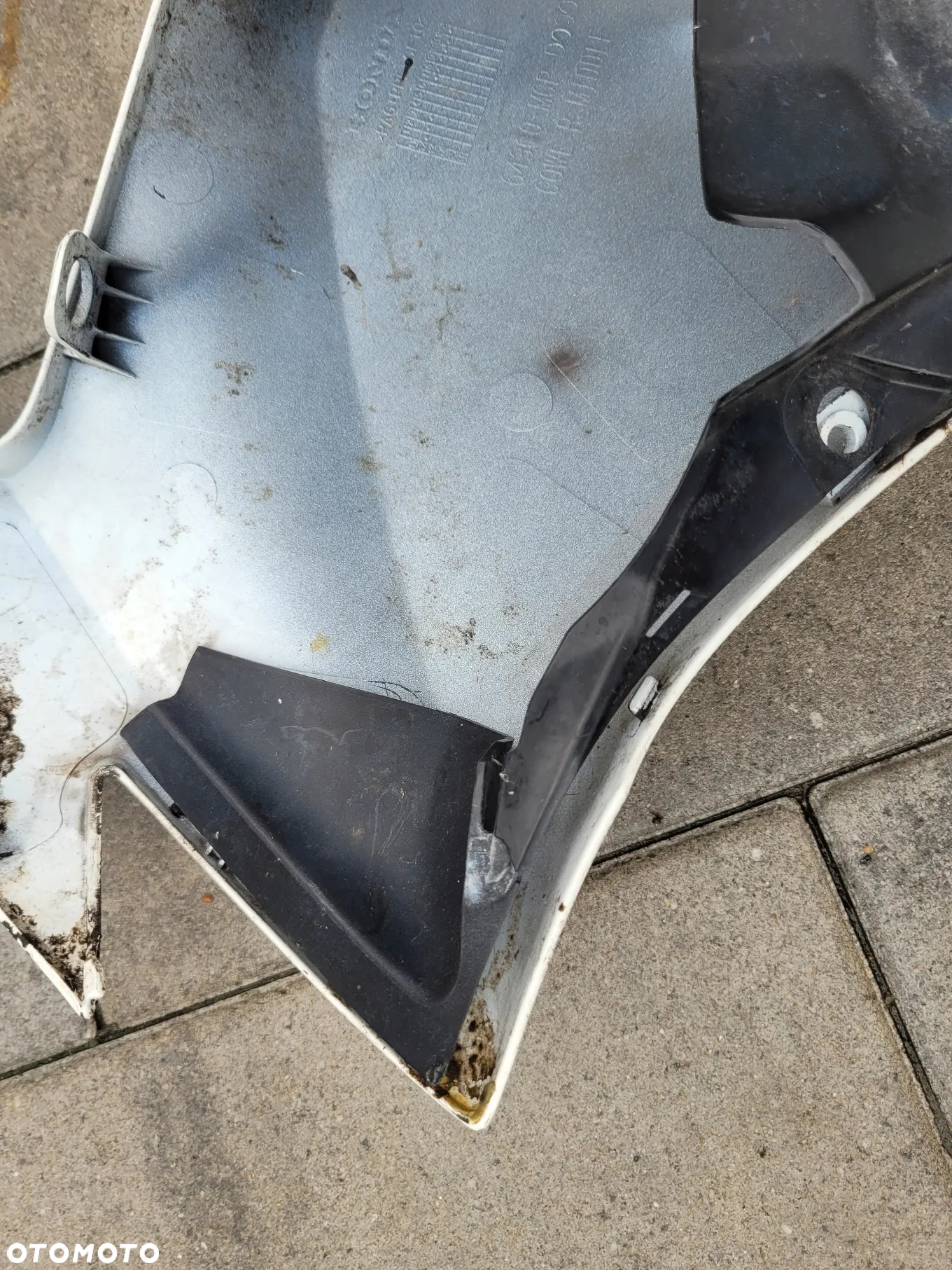 Owiewka, osłona prawa, bok, boczek prawy, wypełnienie owiewki prawe Honda CBR 1000  SC59 12-16 - 16