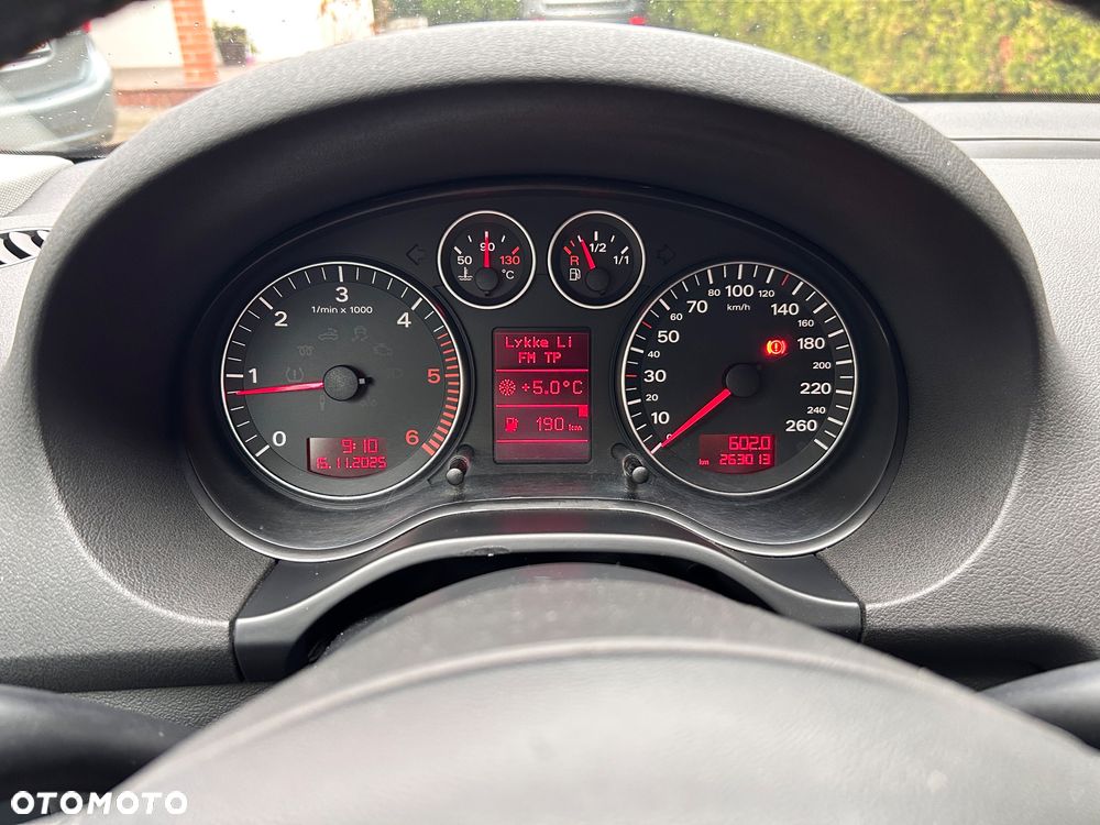 Audi A3 3-drzwiowe 1.9 TDIe DPF - 11