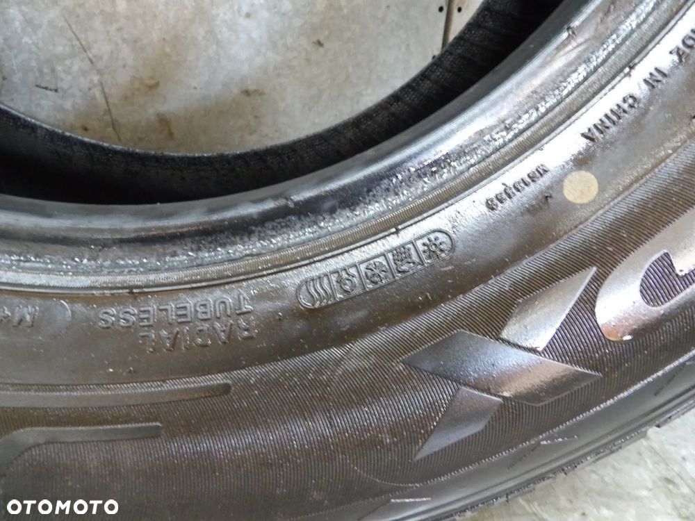 OPONA ROADX RXQUEST 235/70/16 H/T01 - 8