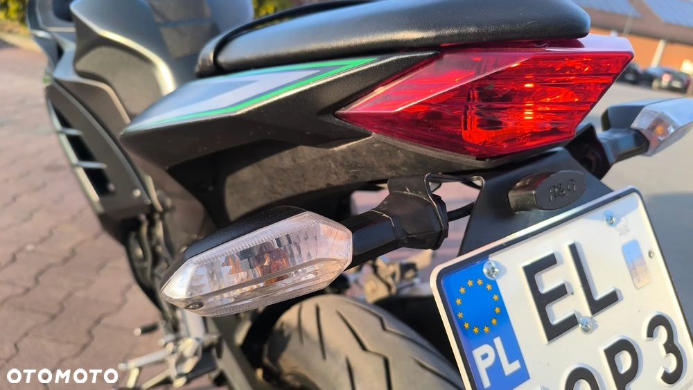 Kawasaki Ninja 300 ABS - 9