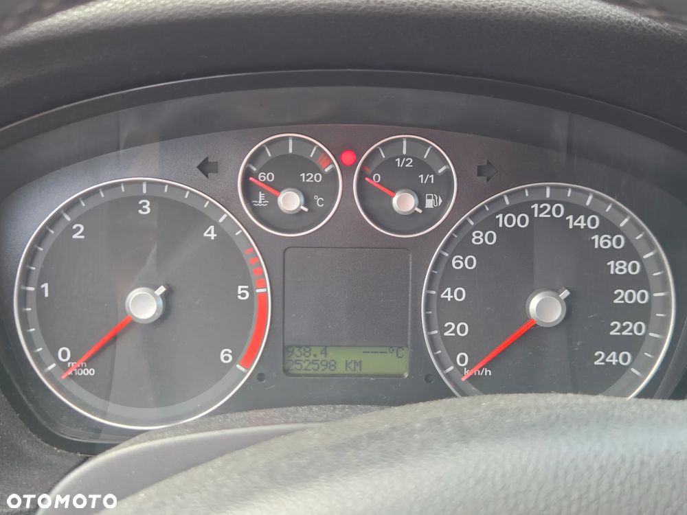 Ford Focus 1.6 TDCi Trend - 9