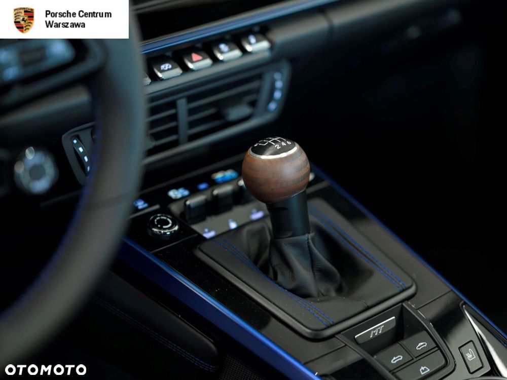 Porsche 911 - 10