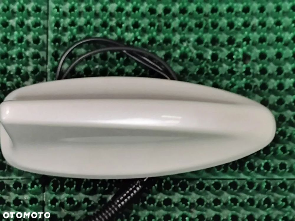 HONDA CR-V od 2023r Antena Dachowa Rekinek - 2