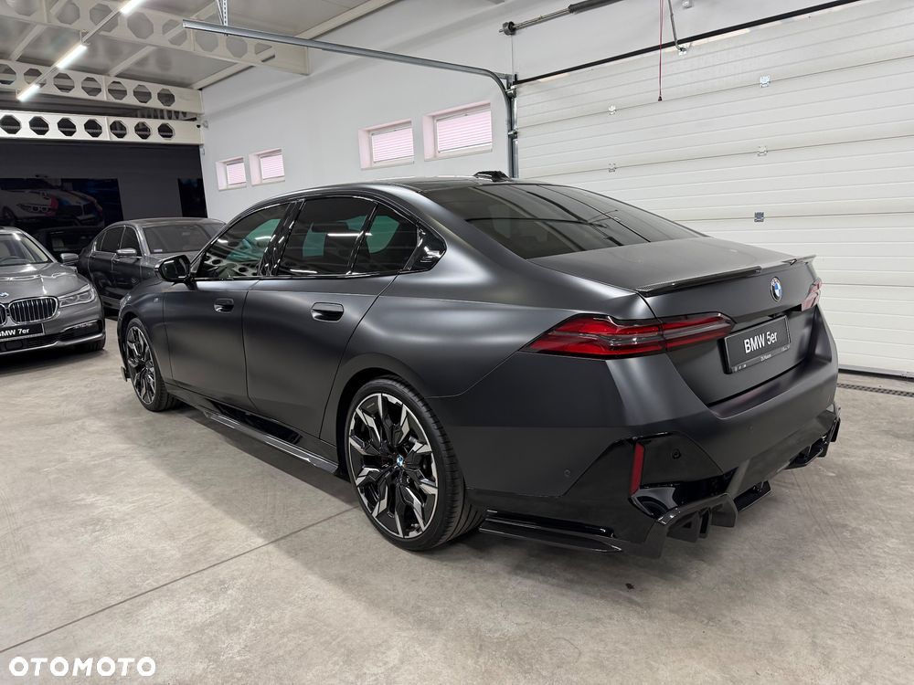 BMW Seria 5 520d xDrive mHEV M Sport - 12