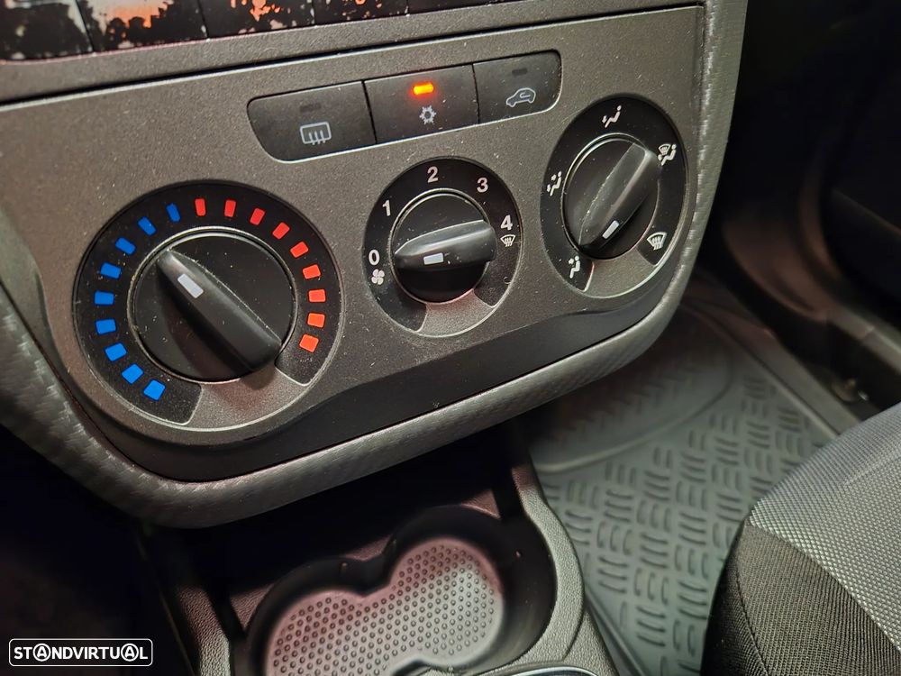 Fiat Grande Punto 1.2 Active - 16