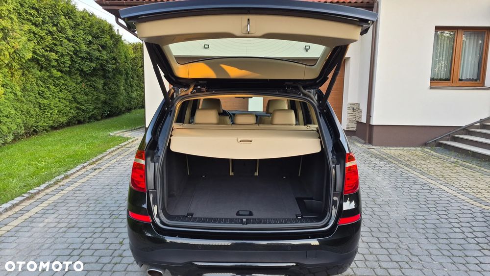 BMW X3 xDrive20d - 16