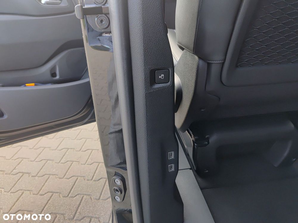 Opel Zafira - 32