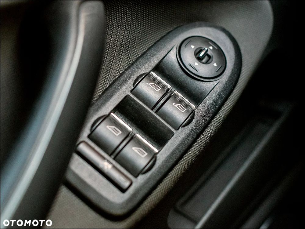 Ford Kuga - 29