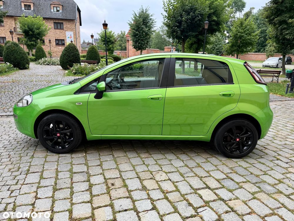 Fiat Punto 1.4 Young - 2