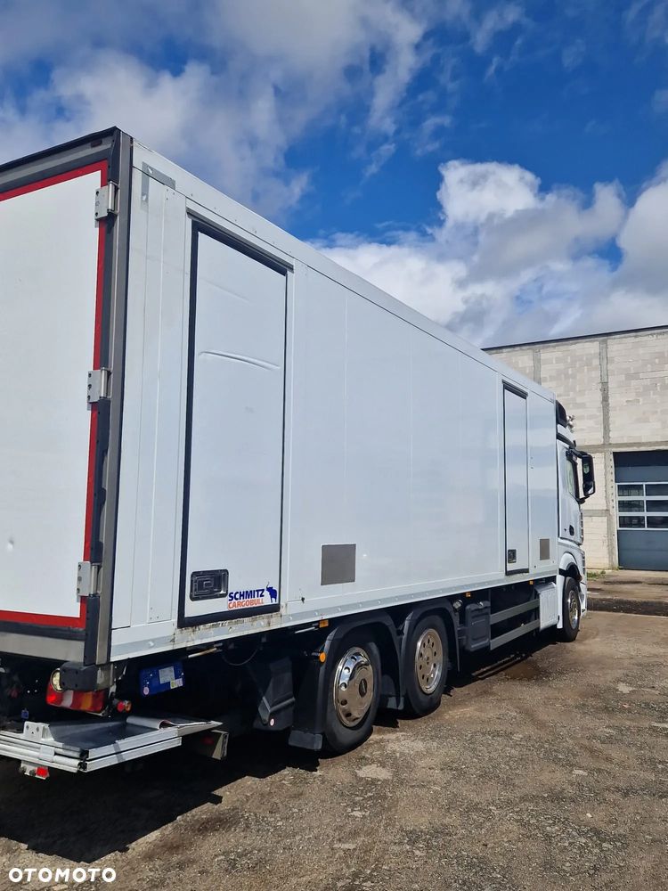 Mercedes-Benz ACTROS - 2