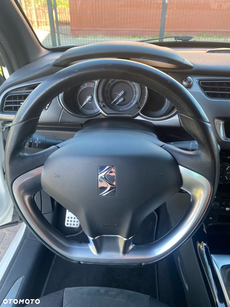 Citroën DS3 1.6 THP SportChic - 21