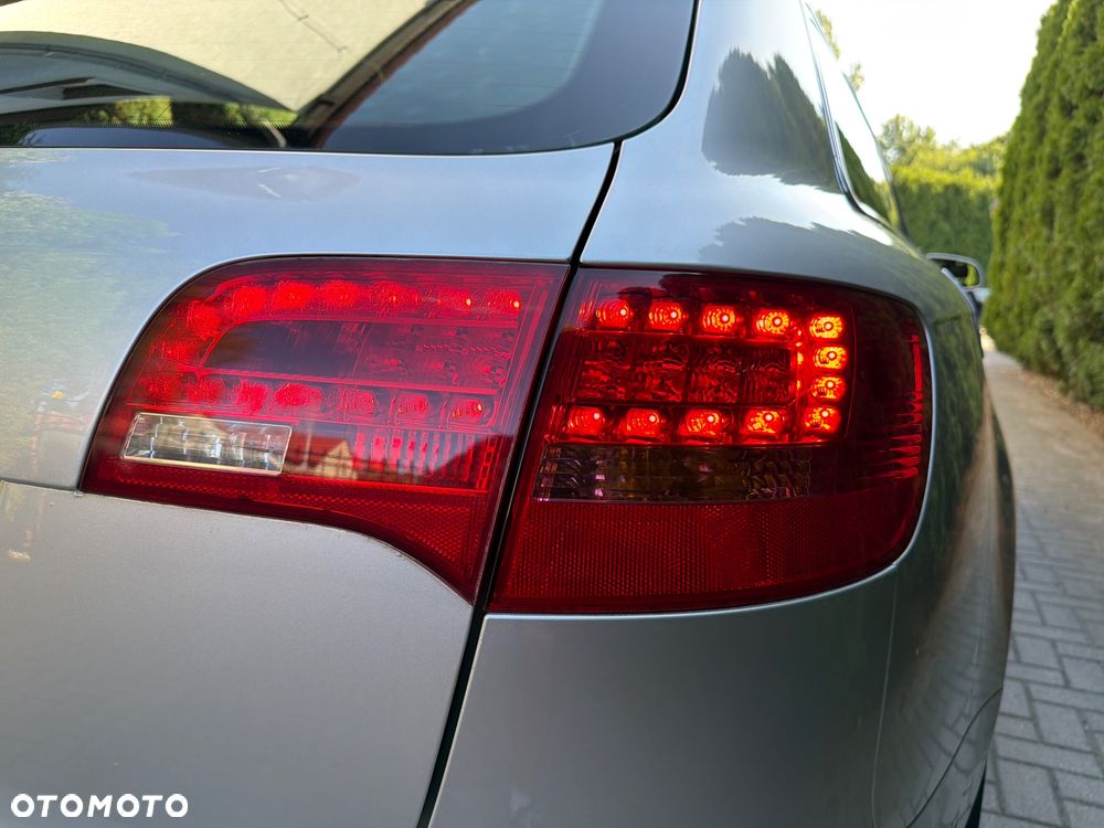 Audi A6 Avant 2.0 TDI Multitronic - 29