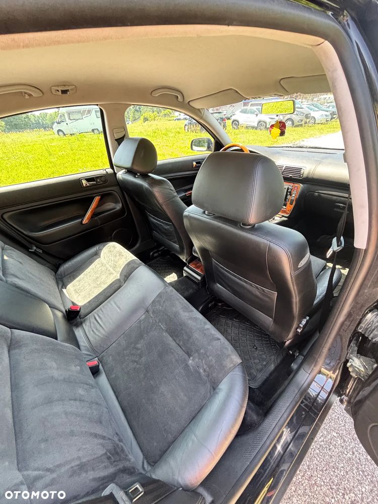 Volkswagen Passat - 14