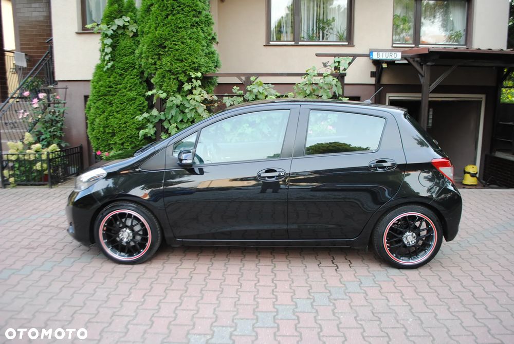 Toyota Yaris 1.0 Premium - 6