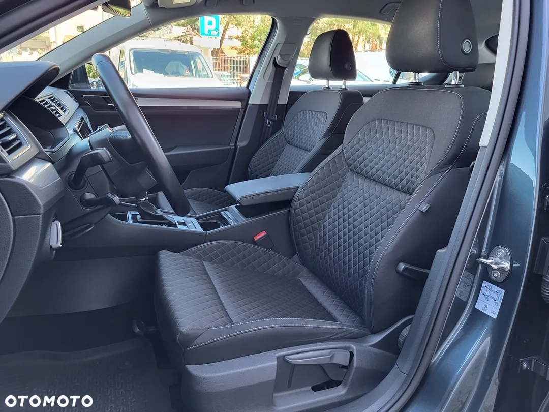 Skoda Superb 2.0 TDI SCR Ambition DSG - 15