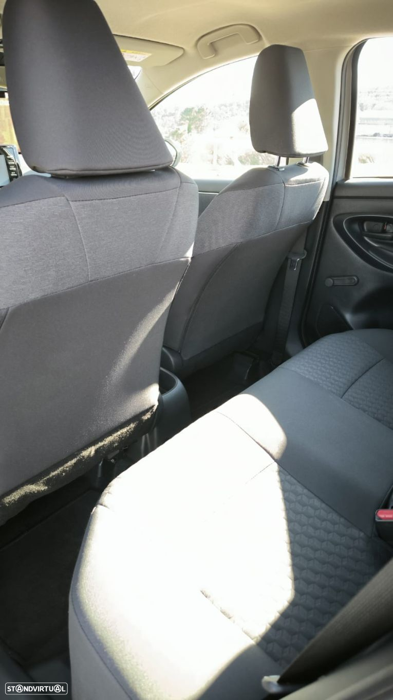 Toyota Yaris - 11