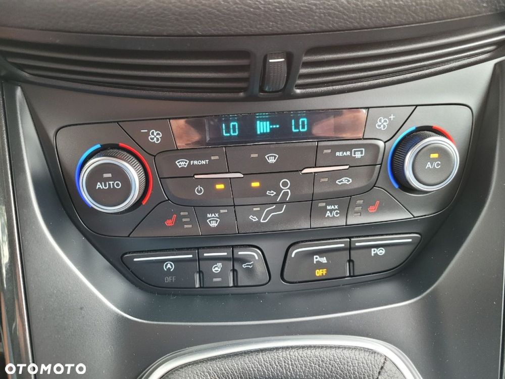 Ford Kuga 2.0 TDCi 4WD Titanium - 23