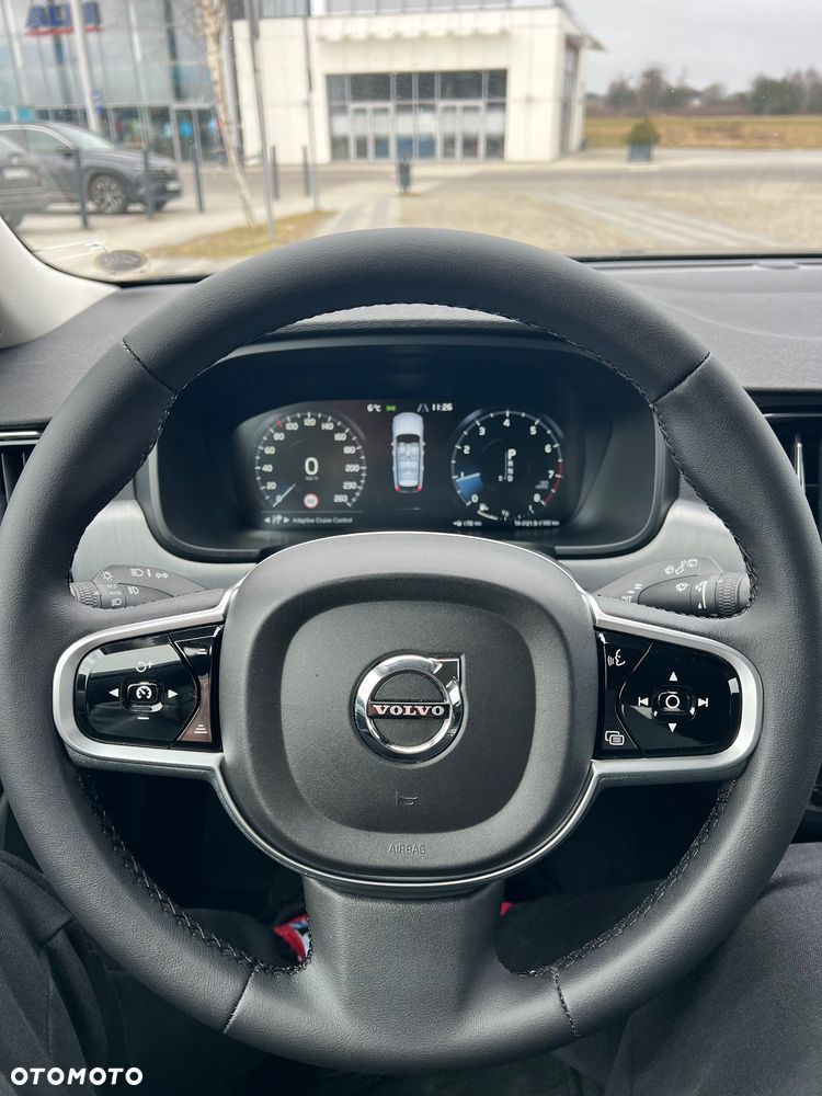 Volvo V90 T4 Geartronic Momentum Pro - 20