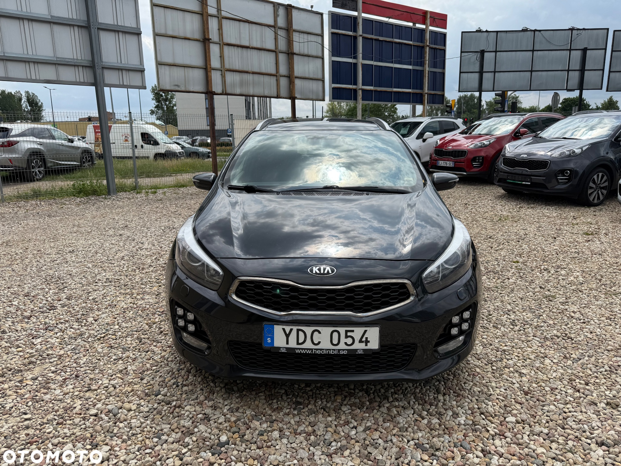 Kia Ceed - 4