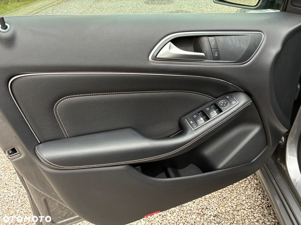 Mercedes-Benz Klasa B 180 BlueEFFICIENCY Edition - 13