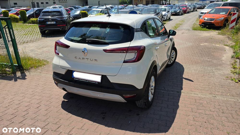 Renault Captur - 19